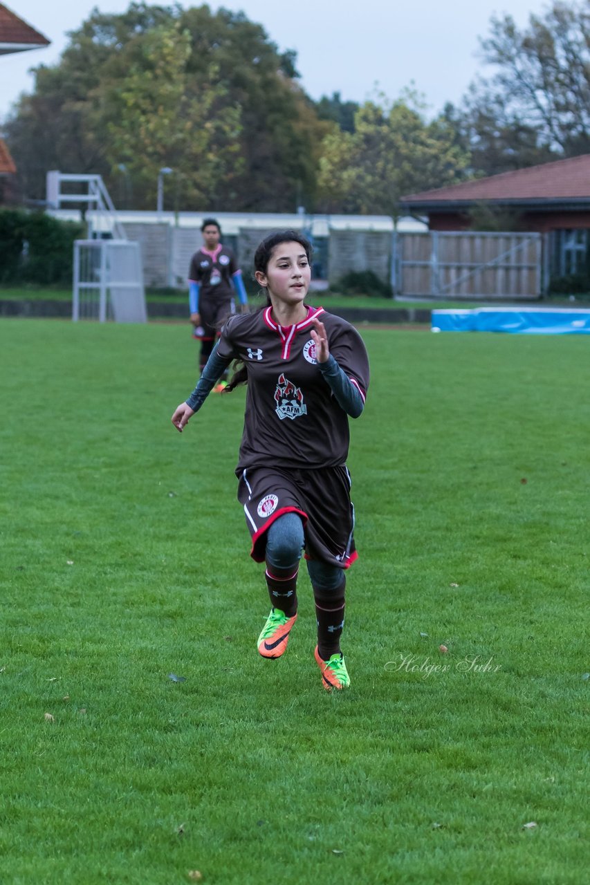 Bild 96 - C-Juniorinnen Halstenbek-Rellingen - St.Pauli : Ergebnis: 0:5